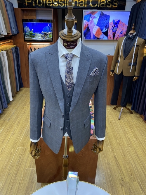 Veston Công Sở Mùa Đông – Bí Quyết Giữ Ấm Mà Vẫn Phong Cách